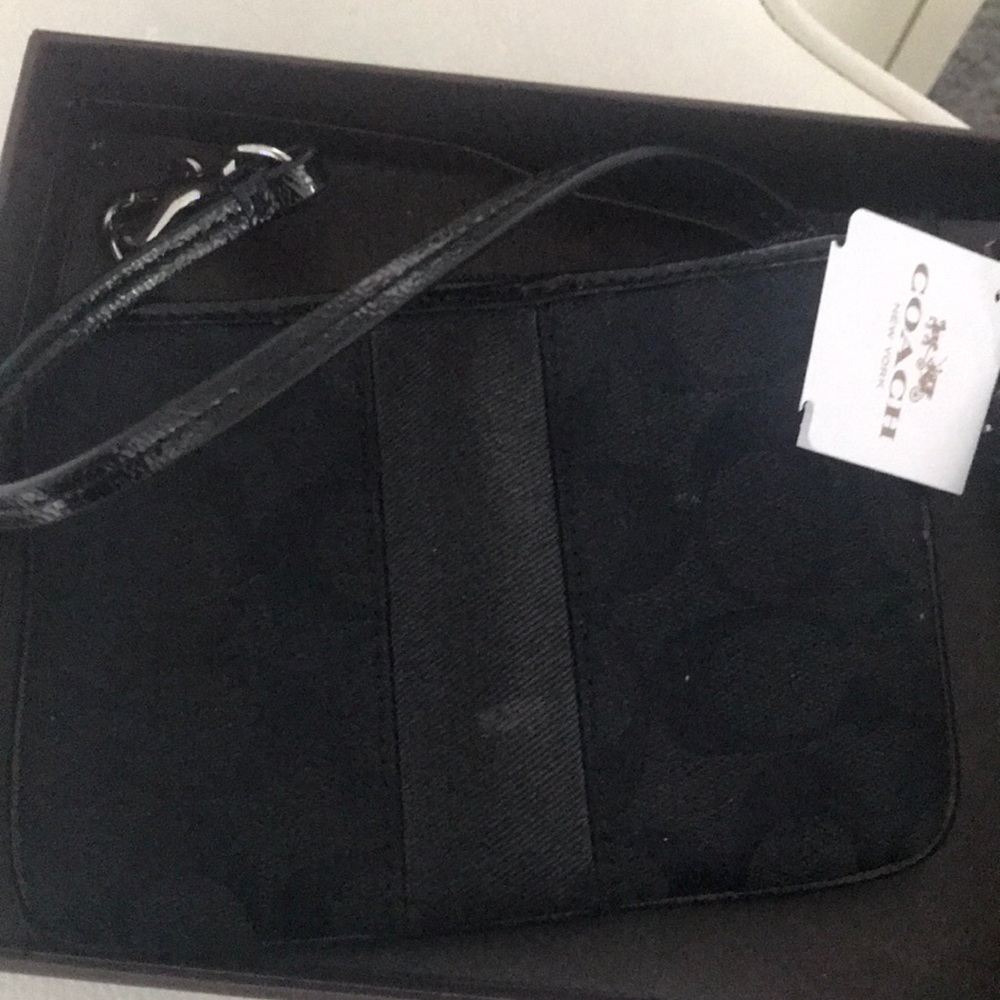 Coach black on black monogram wristlet - Picture 3 of 3